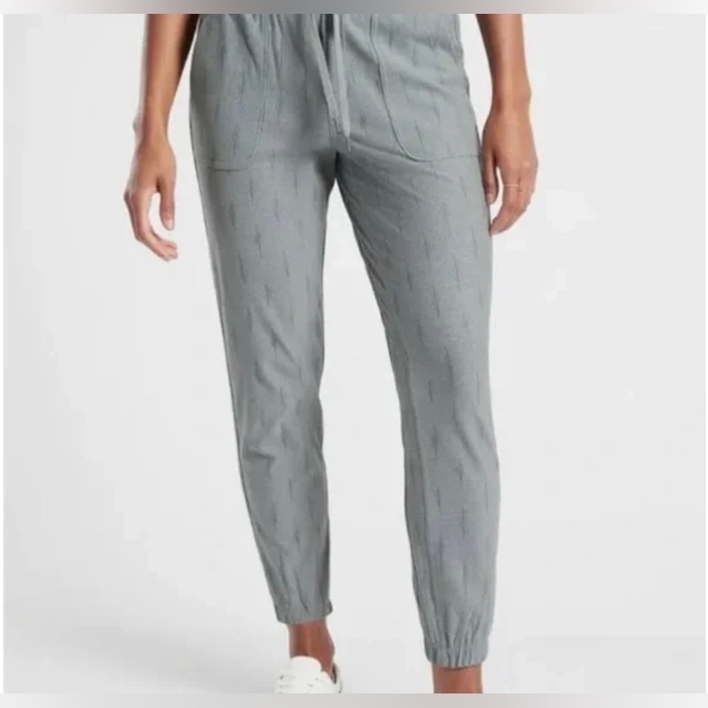 Athleta Size 26 Plus Spliced Majic Metropolis Grey Printed Farallon Jogger NWT